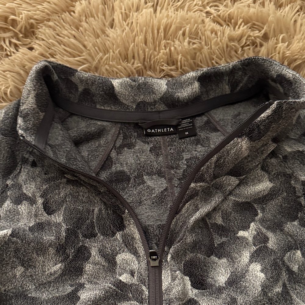 Athleta Black and Gray Floral Zip-Up Jacket